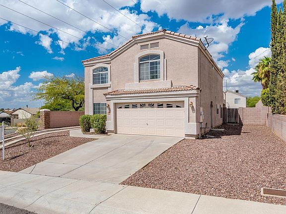 3rd image of 1202 E Wahalla Ln