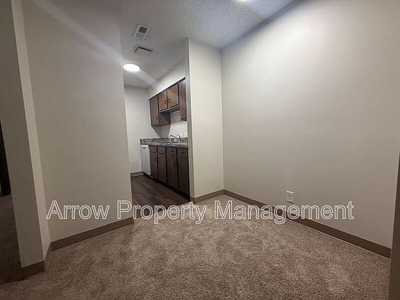 4th image of 1431 D St #9