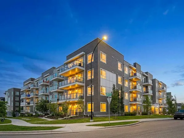 33 N Carringham Gate NW #2403, Calgary, AB T3P 2H6