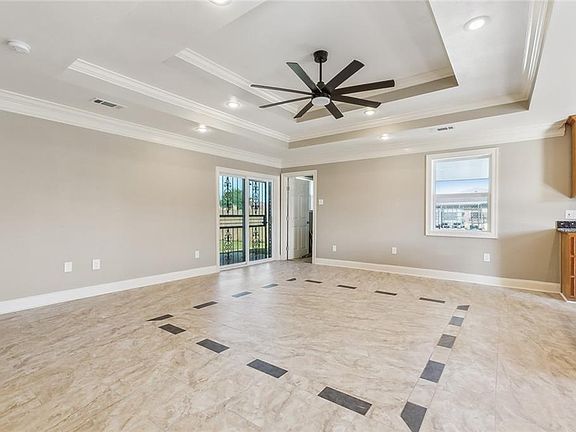 5th image of 4910 Corsica Pl
