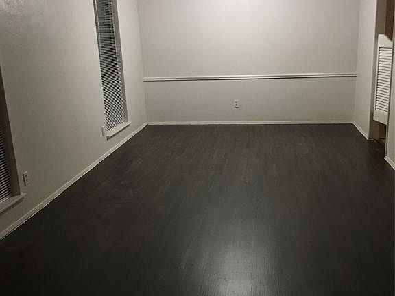 2nd image of 7354 Oakstone Dr
