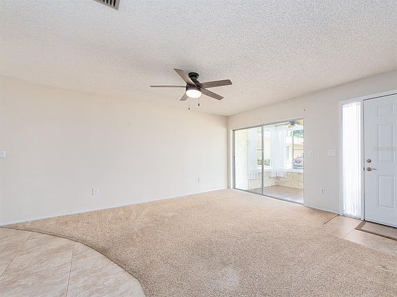 5th image of 1009 QUEEN ANNE DRIVE #B