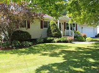 27 Moore Ave, Saratoga Springs, NY 12866