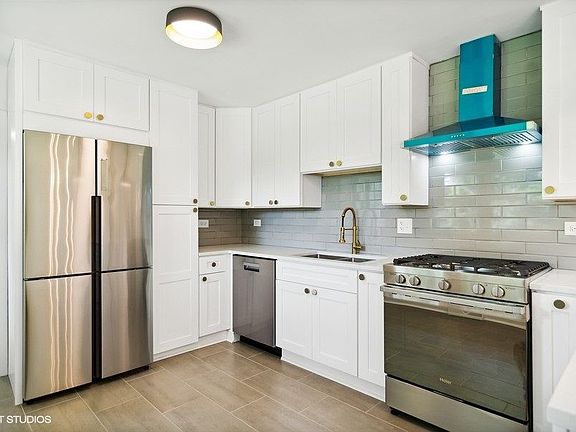 5th image of 1781 N Denise Ave