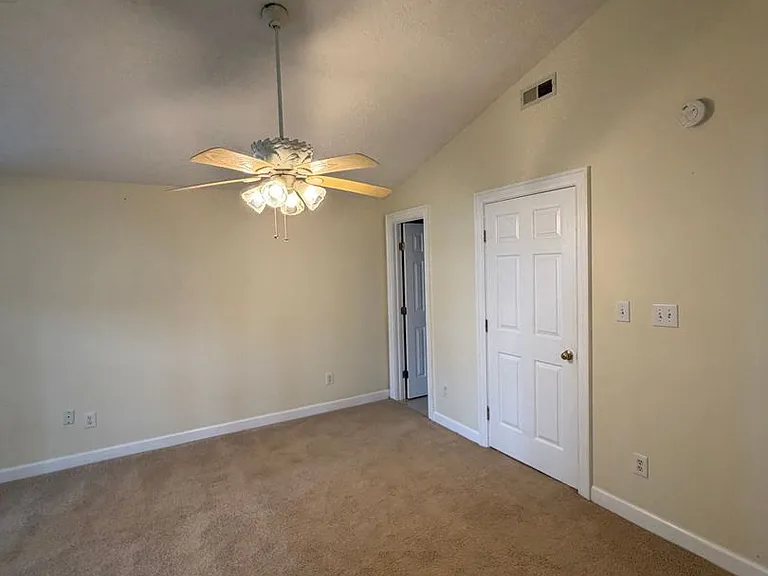 79 Ridgecrest Dr — Photo 26