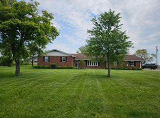 7850 State Route 38 NE, Bloomingburg, OH 43106