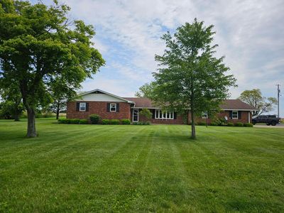 7850 State Route 38 NE, Bloomingburg, OH, 43106