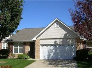 2948 Twin Ridge Dr, Saint Charles, MO 63301