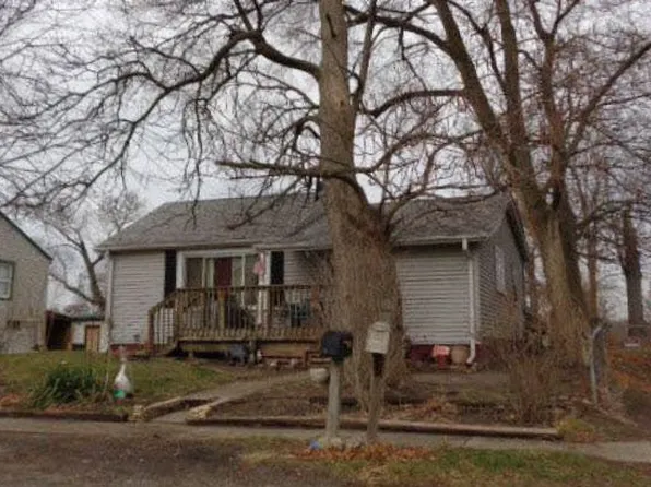 4714 E 25th Ave, Lake Station, IN 46405