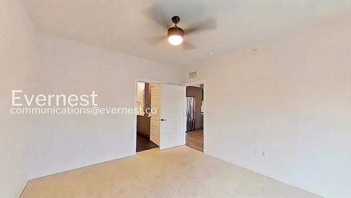 2220 Webberville Rd #205 — Photo 11
