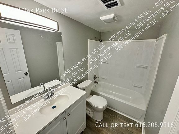 4th image of 4239 Oak Park Dr SE