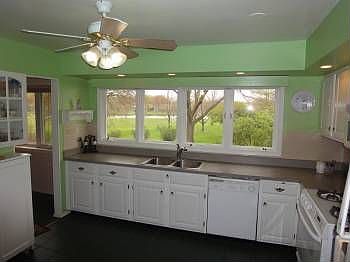 4th image of 2S473 Bancroft Ct
