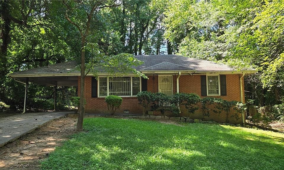 1st image of 2151 Meadowbrook Ln SE