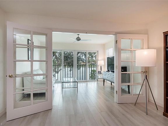 2nd image of 6660 Ilex Cir #5-C