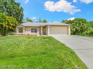 149 Hawthorne Ln NE, Palm Bay, FL 32907