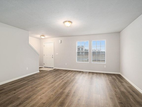 3rd image of 13726 Oasis Ave