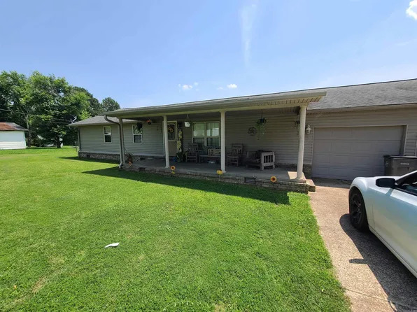 343 W 13th St, Newark, AR 72562