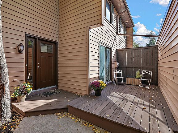3rd image of 4731 Spring Cir