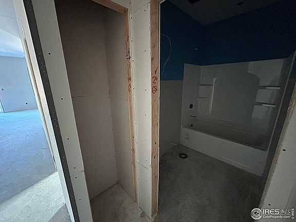4th image of 3809 Kobuk St