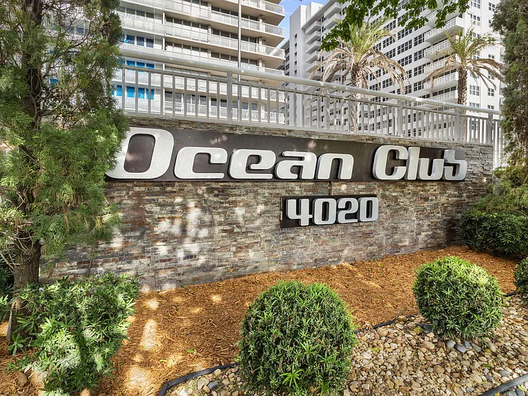 4020 Galt Ocean Dr #1504 — Photo 28