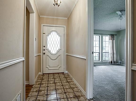 4th image of 411 E Grubb Dr