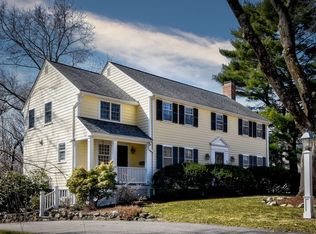 28 Sturbridge Rd, Wellesley, MA 02481