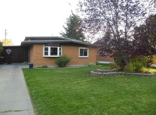 1212 Avenue B NW, Great Falls, MT 59404
