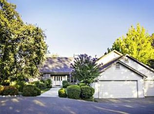 8707 Knobhill Cir, Redding, CA 96001
