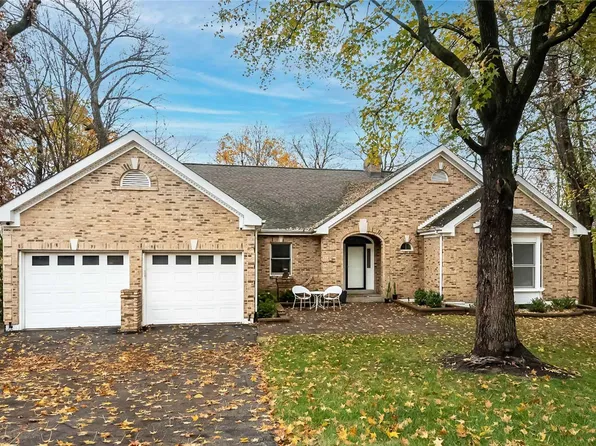 2010 Burlewood Dr, Saint Louis, MO 63146