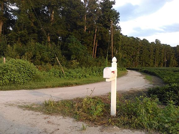 Private road/driveway