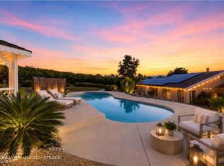 929 Pepper Tree Ln, Fallbrook, CA 92028