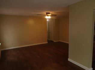 611 Hacienda Ave #B, Hattiesburg, MS 39402