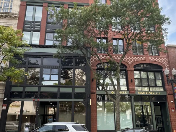 284 Essex St, Lawrence, MA