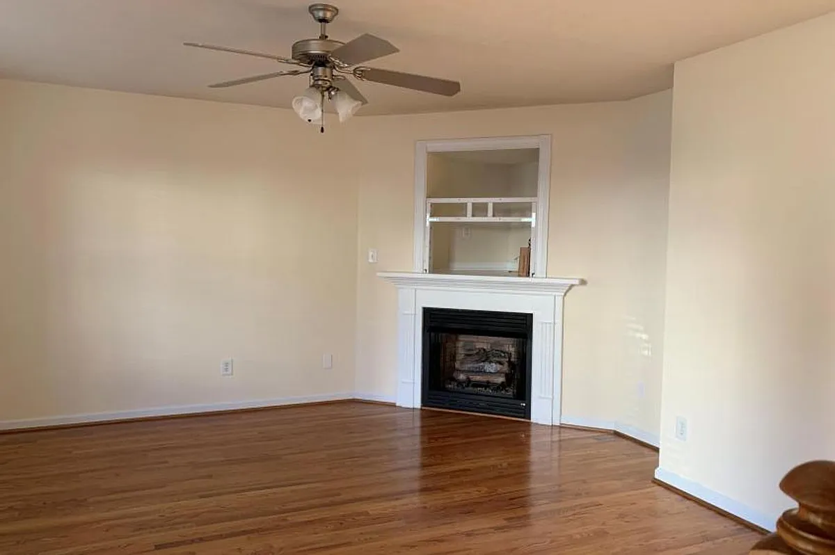 Building Photo - 702 Wyndhurst Dr