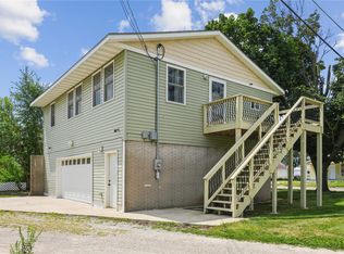 1413 J St SW, Cedar Rapids, IA 52404