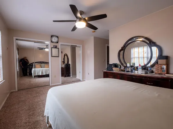 88 West 21st Street image 3 of 19