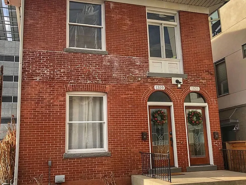 1321 Elati St