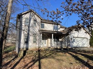 1189 Deepwood Dr, Macedonia, OH 44056