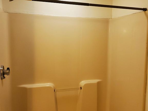 5th image of 29 Charles St APT D