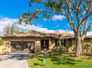 103 Raphael Pl, Nokomis, FL 34275