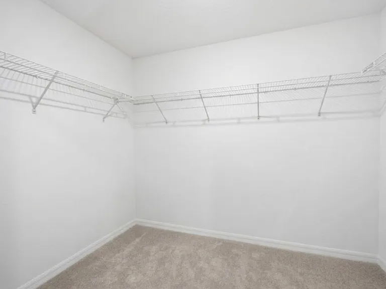 17747 Pleasantview Blvd — Photo 8