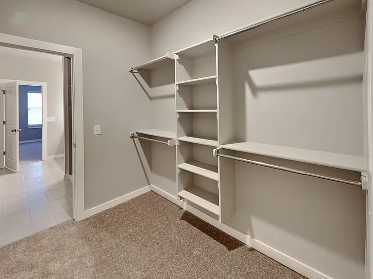 12432 Armstrong Dr — Photo 14