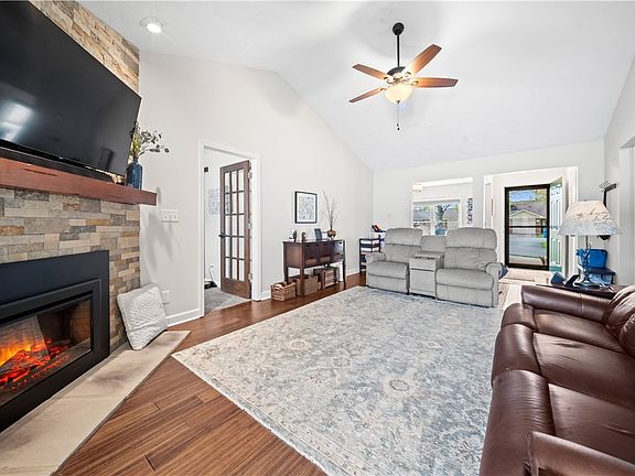 2nd image of 8320 Leisure Dr