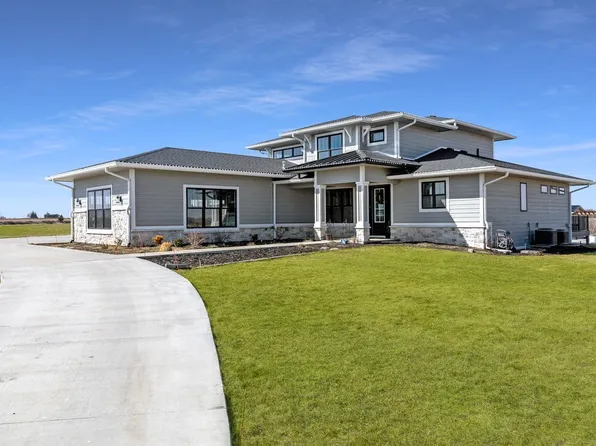 36853 R Ave, Van Meter, IA 50261