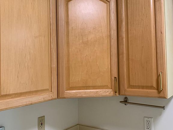 5th image of 5020 California St