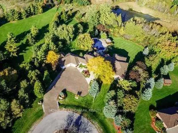 113 Offord Cres, Aurora, ON L4G 0K5