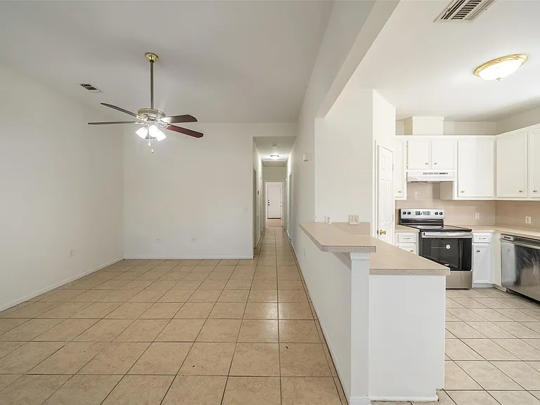 5502 Finch St #B — Photo 7