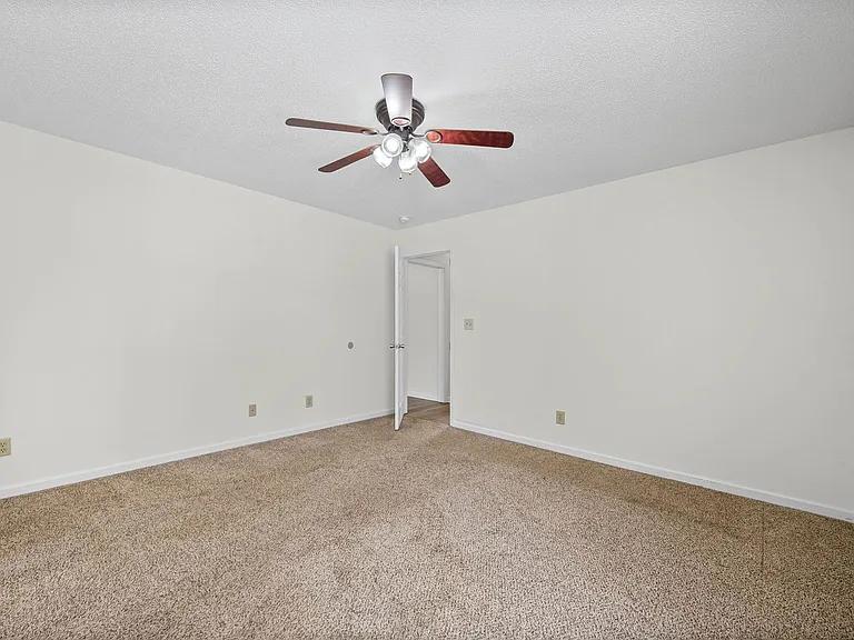 3269 Tabby Dr — Photo 16