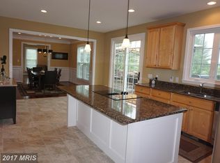 25399 Poland Rd, Chantilly, VA 20152