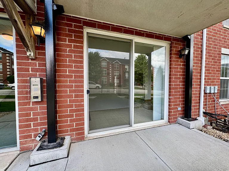16610 Liberty Cir #1N — Photo 9